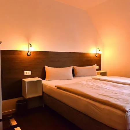 Hotel Weinert-2